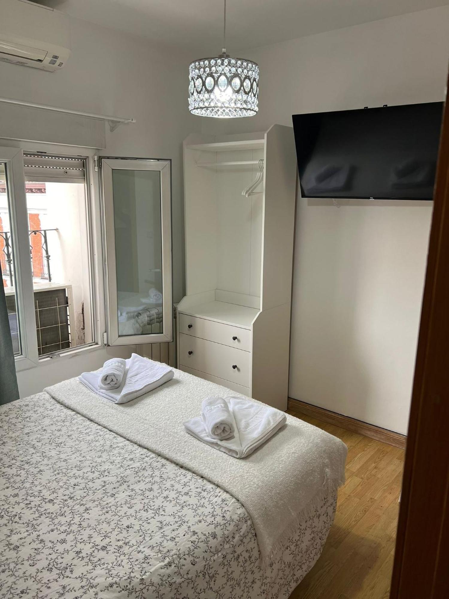 Hostal Flat55Madrid Ngoại thất bức ảnh