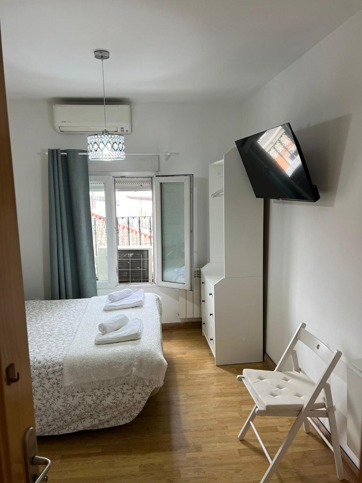 Hostal Flat55Madrid Ngoại thất bức ảnh