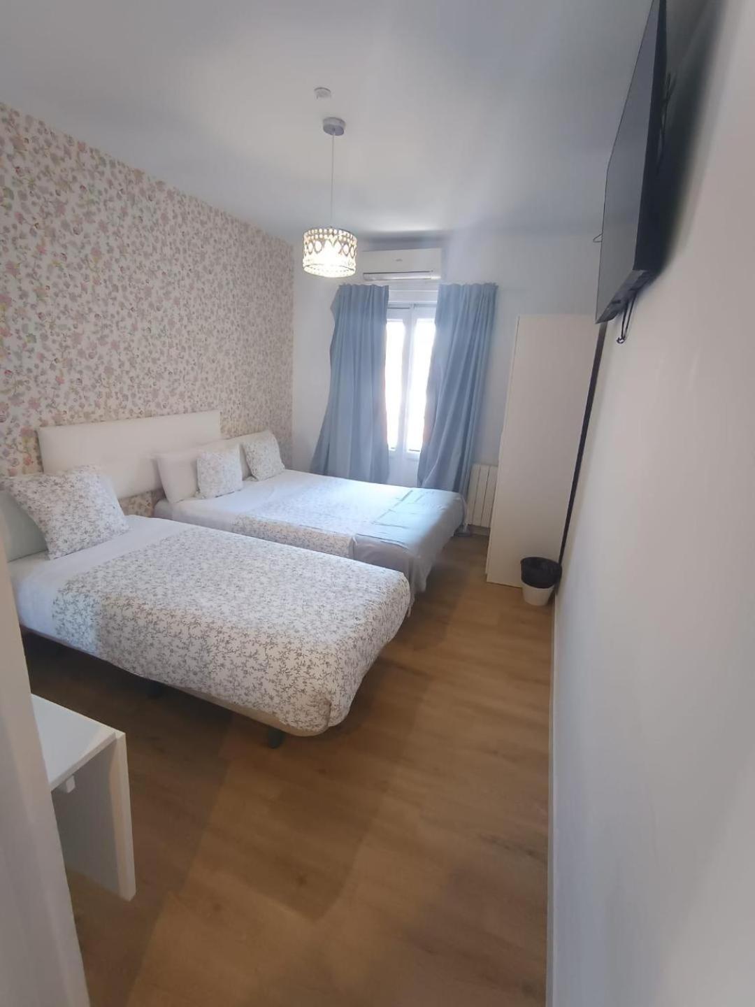 Hostal Flat55Madrid Ngoại thất bức ảnh